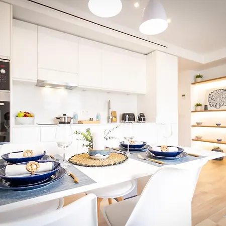Banus - Puerto Banus, Playas Del Duque Beachside Residential, 2bd -2ba, Direct & P Banus Access, 35,000 M2 Gardens, 3 Pools * 马尔韦利亚