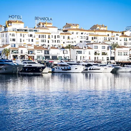 Banus - Puerto Banus, Playas Del Duque Beachside Residential, 2bd -2ba, Direct & P Banus Access, 35,000 M2 Gardens, 3 Pools 公寓 马尔韦利亚