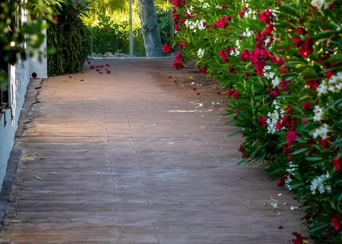 Banus - Banus Playas Del Duque Beachside Residential Marbella