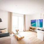 Lägenhet Banus - Puerto Banus, Playas Del Duque Beachside Residential, 2bd -2ba, Direct & P Banus Access, 35,000 M2 Gardens, 3 Pools *