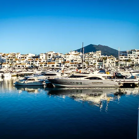 Banus - Puerto Banus, Playas Del Duque Beachside Residential, 2bd -2ba, Direct & P Banus Access, 35,000 M2 Gardens, 3 Pools